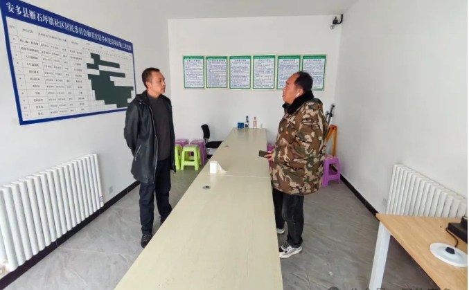 葛超深入雁石坪镇督导检查重点项目推进情况.png